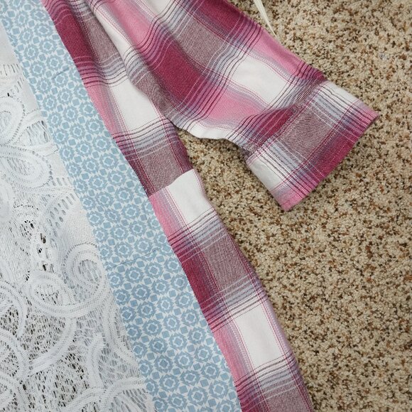 3624 Size XL Upcycled Kim Rogers Button Down Shirt in Pink and Blue With Lace. - Picture 3 of 13